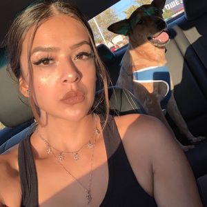 Meet your Posher, Deysi